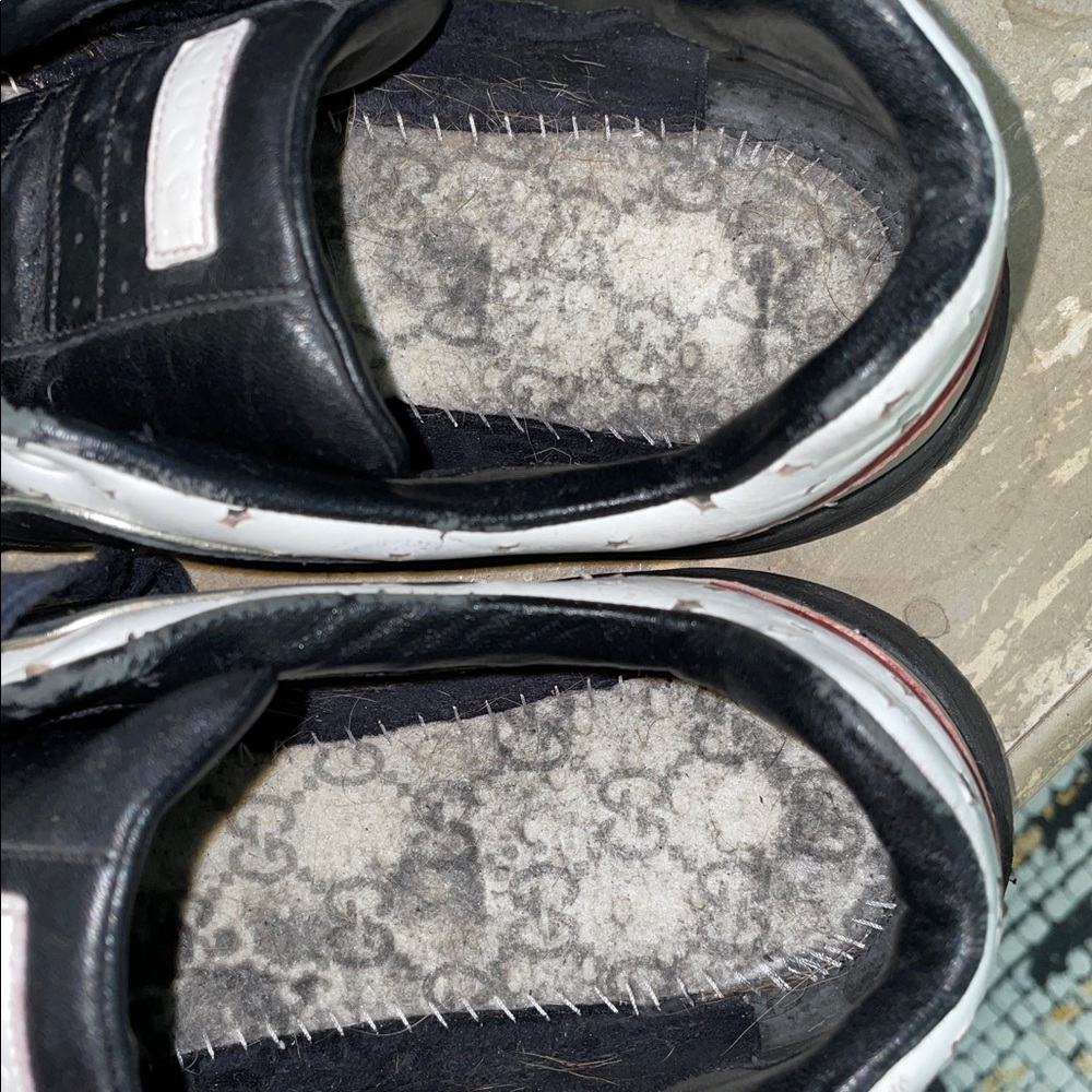 Vintage Gucci Black and Silver Men's Leather Sneakers - Picture 12 of 12